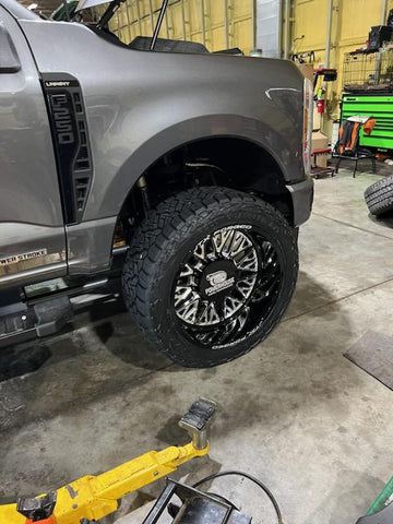 Pro Form Fab 2023-2025 Ford Super Duty F250/F350 Fixed Length 4 Link Upgrade.
