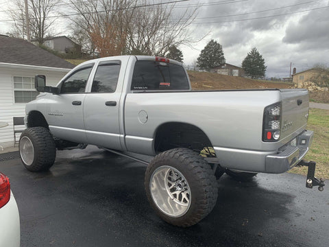 Pro Form Fab 14-22 Dodge Ram 3500 Traction Bars