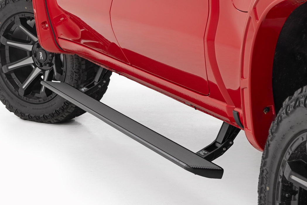 Rough Country Power Running Boards | HT-Series | Crew Cab | Chevy/GMC 1500/2500HD/3500HD (19-26)