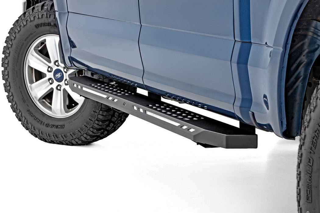 Rough Country AC2 Running Boards | Amber/White | Crew Cab | Ford F-150/Lightning/F-250/F-350/Raptor (15-26)