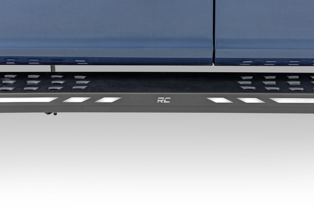 Rough Country AC2 Running Boards | Amber/White | Crew Cab | Ford F-150/Lightning/F-250/F-350/Raptor (15-26)