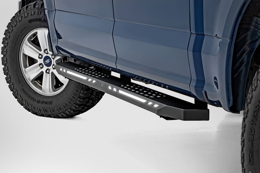 Rough Country AC2 Running Boards | Amber/White | Crew Cab | Ford F-150/Lightning/F-250/F-350/Raptor (15-26)