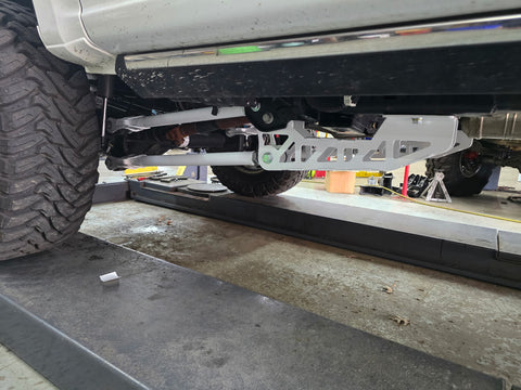 Pro Form Fab 23-25 Ford Super Duty F250/F350 Mini Cradle Style Fixed Length 4 Link Upgrade